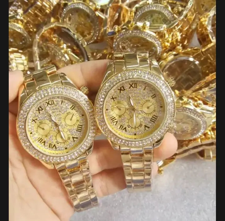 Luxury Golden Crystal Roman Dial Watch - image 3