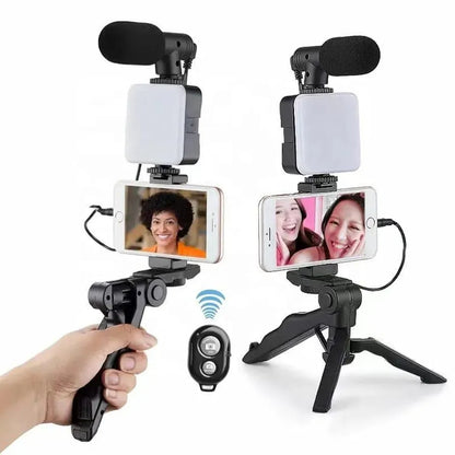 Vlogging Kit with Mic & Light Black - image 1