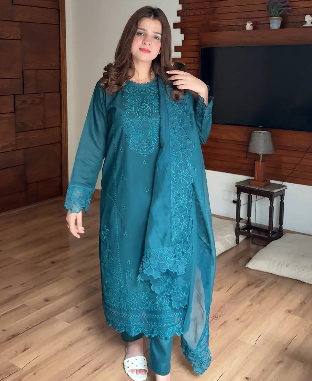 Stunning 3 Pcs Women's Stitched Embroidered Suit - Arabic Lawn Turquoise - image 4