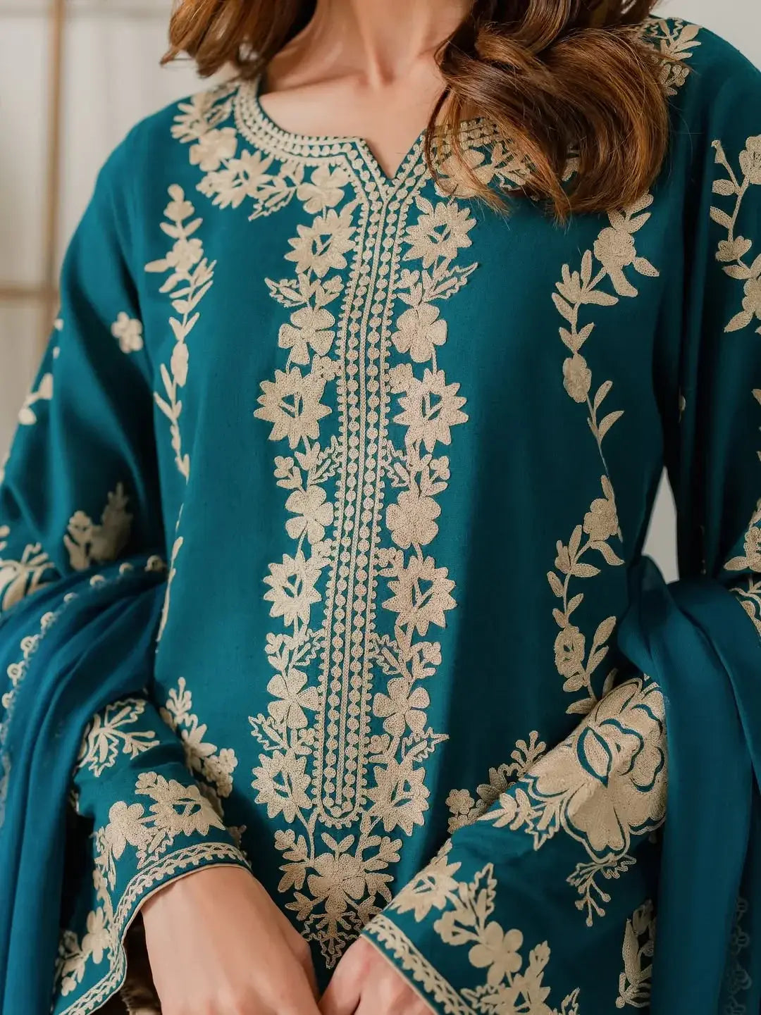 Stunning 3 Pcs Women's Stitched Suit with Embroidered Pattern - image 7