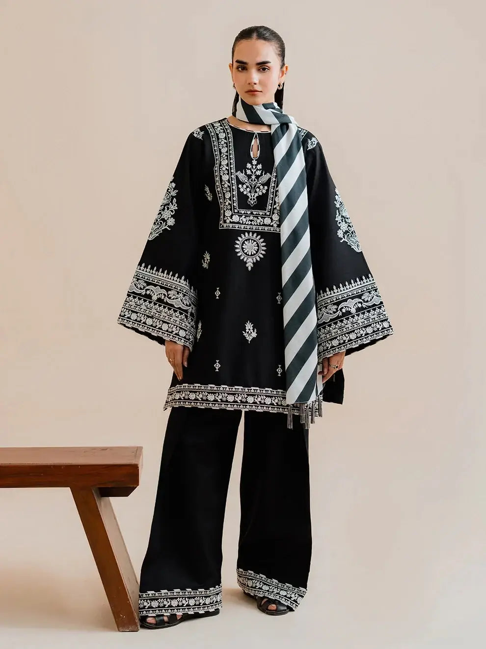 Stylish Linen Embroidered Suit - 3 Pcs Collection for Women - image 1