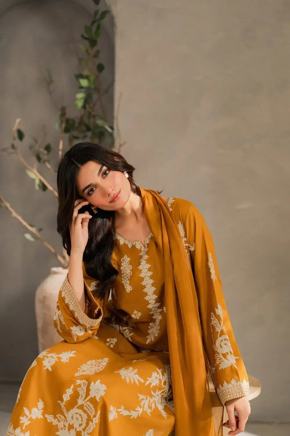 Chic Mustard Linen Embroidered Suit - 3 Pcs Set for Women's Fashion - image 5