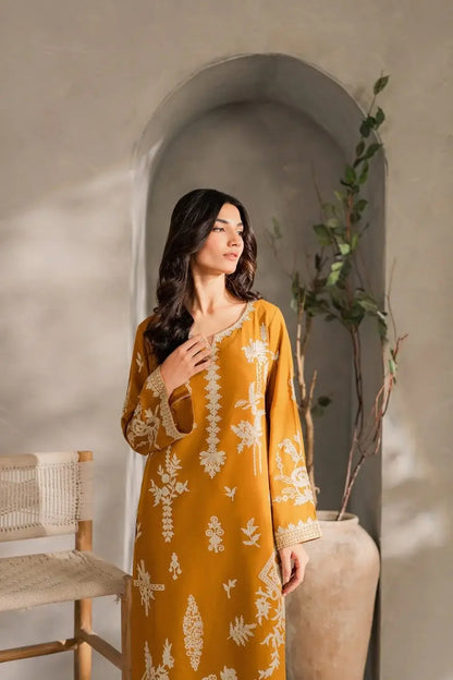 Chic Mustard Linen Embroidered Suit - 3 Pcs Set for Women's Fashion - image 8