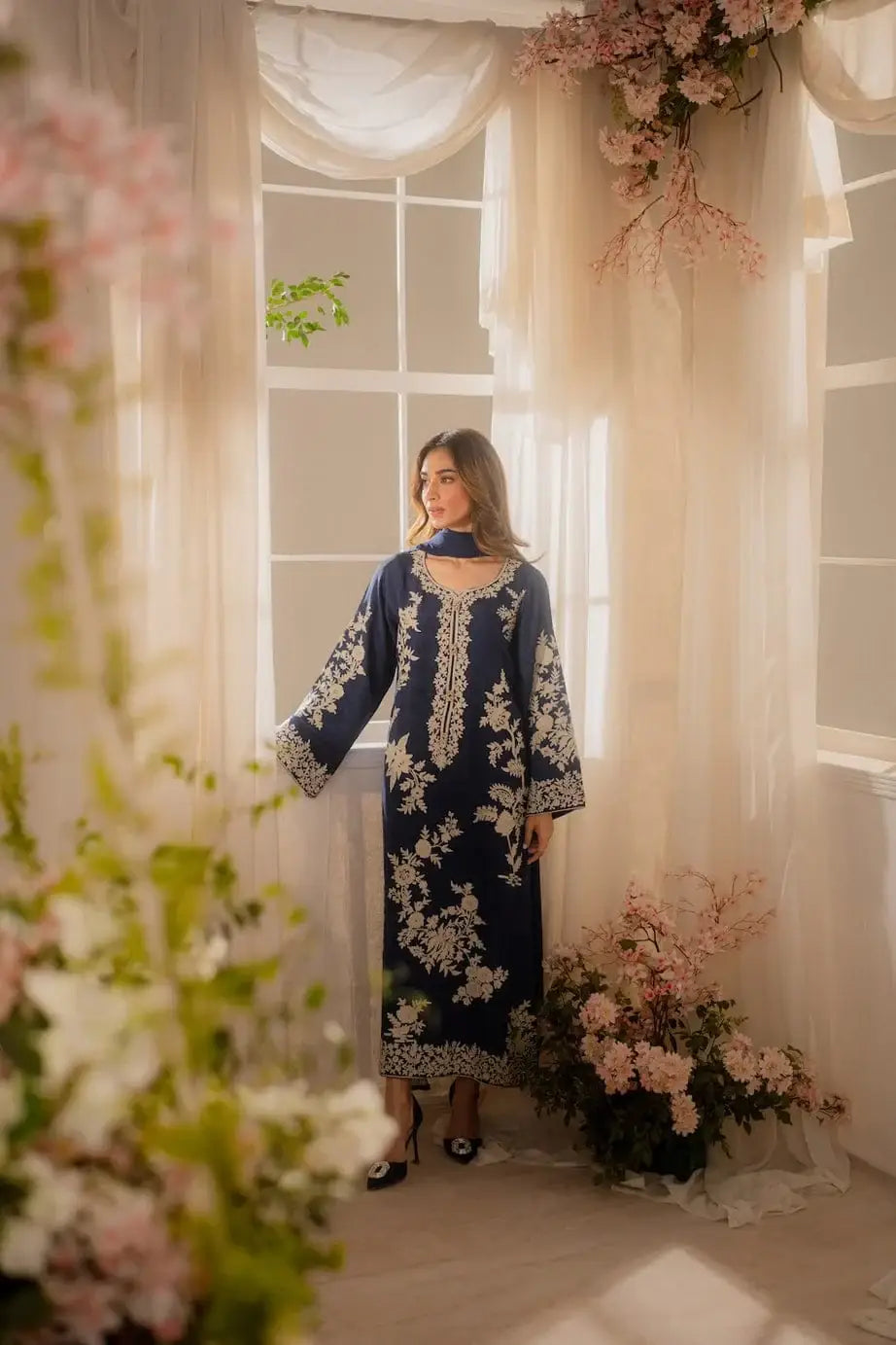 Elegant Women's Stitched Linen Suit with Embroidered Design - 3 Pcs - image 4