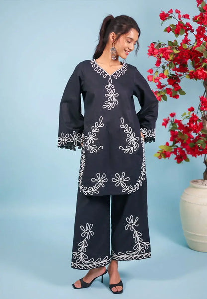Stylish Embroidered Shirt And Trouser Set - 2 Pcs - image 5