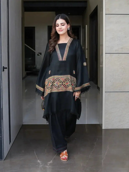 Chic Black Embroidered Shirt and Trouser Set - 2 Pcs - image 1