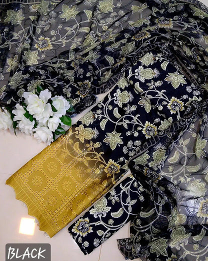 Chicken Kari Swiss Lawn 3 Piece Suit for Women - image 2