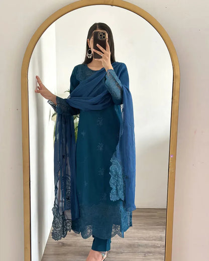 Mystic Glaze - 3 Piece Embroidered Lawn Cotton Suit - image 3