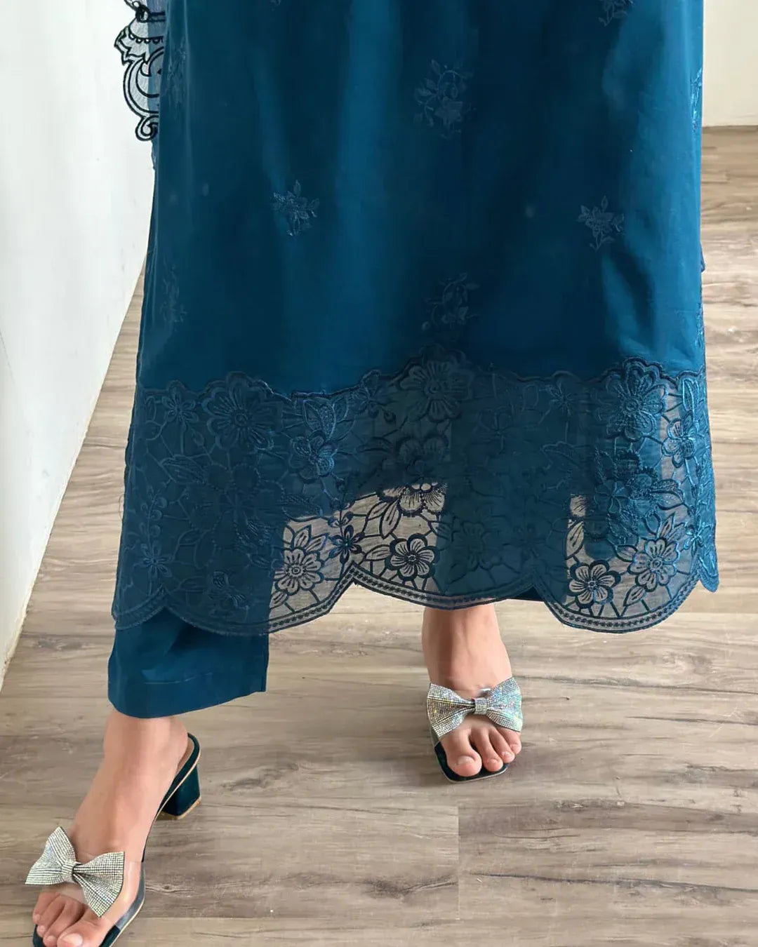 Mystic Glaze - 3 Piece Embroidered Lawn Cotton Suit - image 4