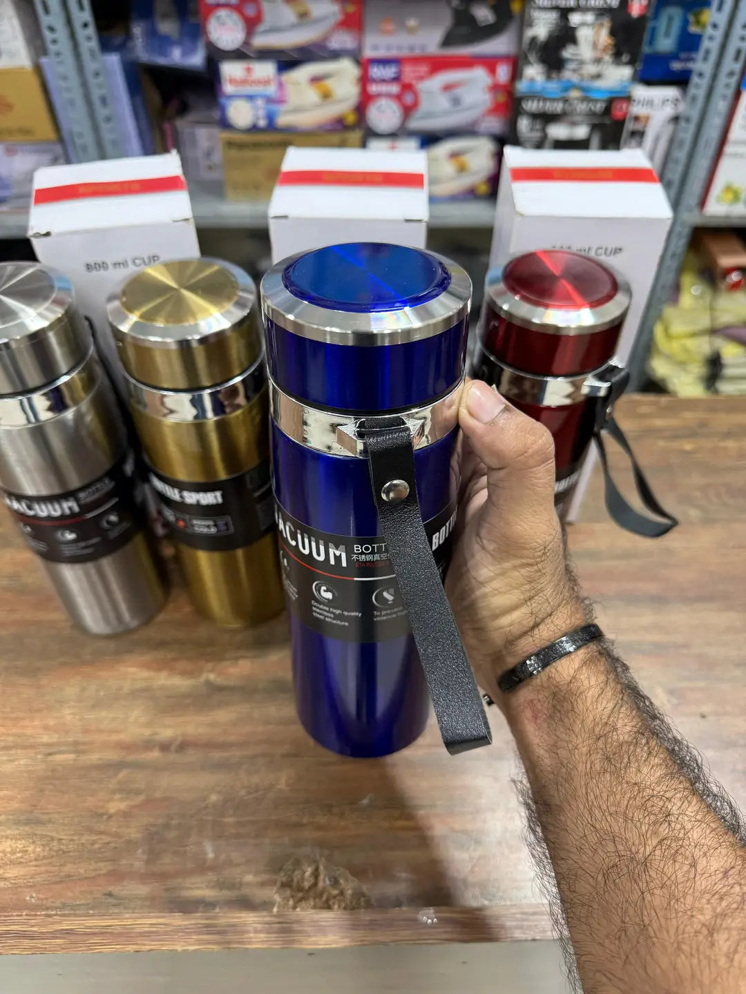 ArcticFlow Insulated Stainless Steel Bottle 800ml - image 4